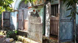 Yangon's Crumbling Buildings